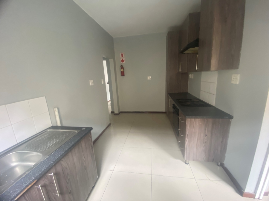 To Let 2 Bedroom Property for Rent in Sidwell Eastern Cape